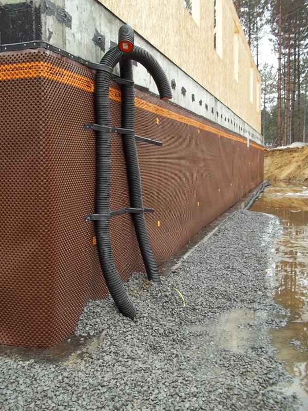 Fondation imperméabilisé ( Imperméabilisation de fondation et membrane d'étanchéité à Mascouche ) - Alain Fissure à Mascouche