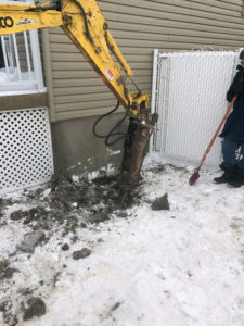 Mini excavation dans endroit restreint à Mascouche - Alain Fissure à Mascouche