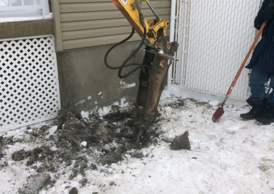 Mini excavation dans endroit restreint à Mascouche - Alain Fissure à Mascouche